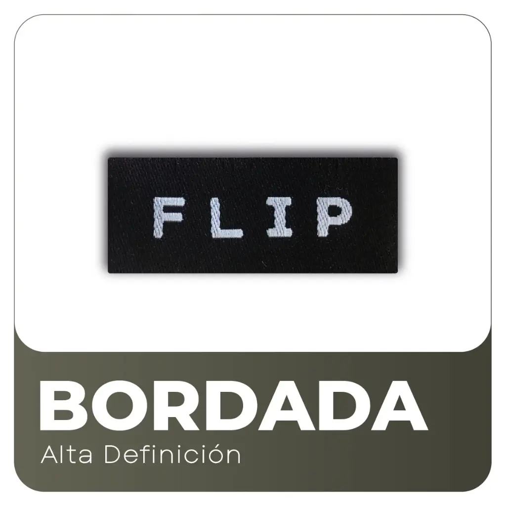 Bordada A.D B1.webp - Etiqueta Bordada Mitad